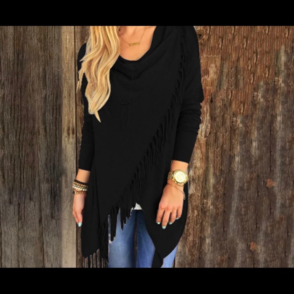 Sassy ❤️New woman’s cardigan/ coat- black